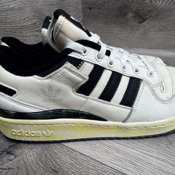Adidas Originals Forum 84 Low AEC men’s shoes sneakers white black size 10.5 - Picture 3 of 12